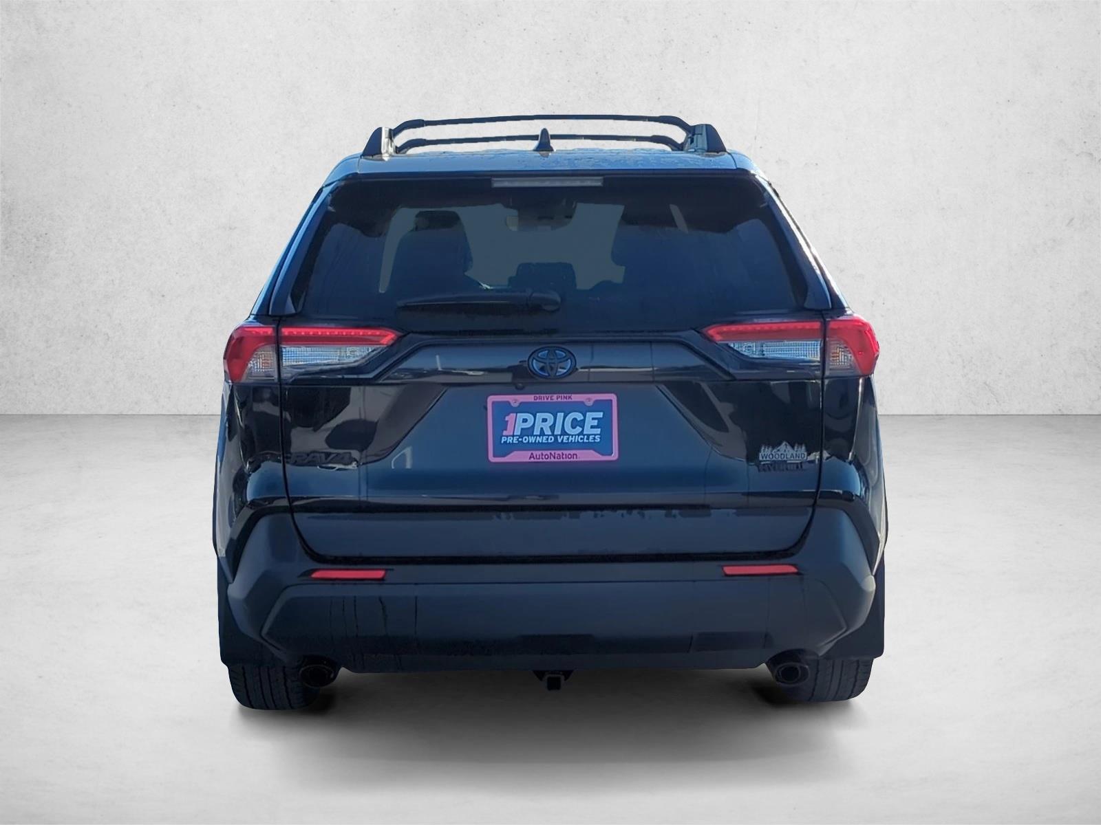 2024 Toyota RAV4 Hybrid photo 3