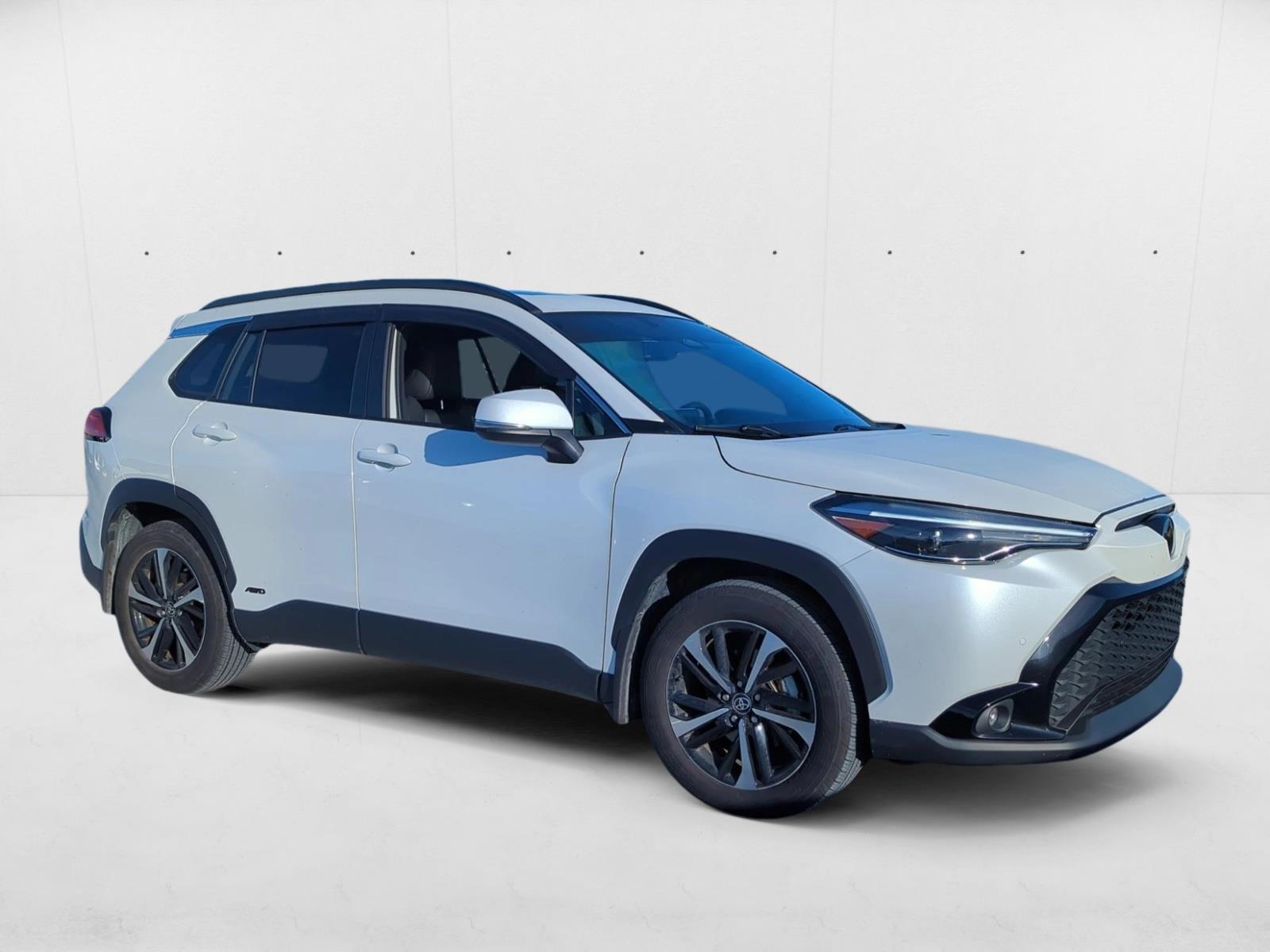 2024 Toyota Corolla Hybrid XSE photo 3