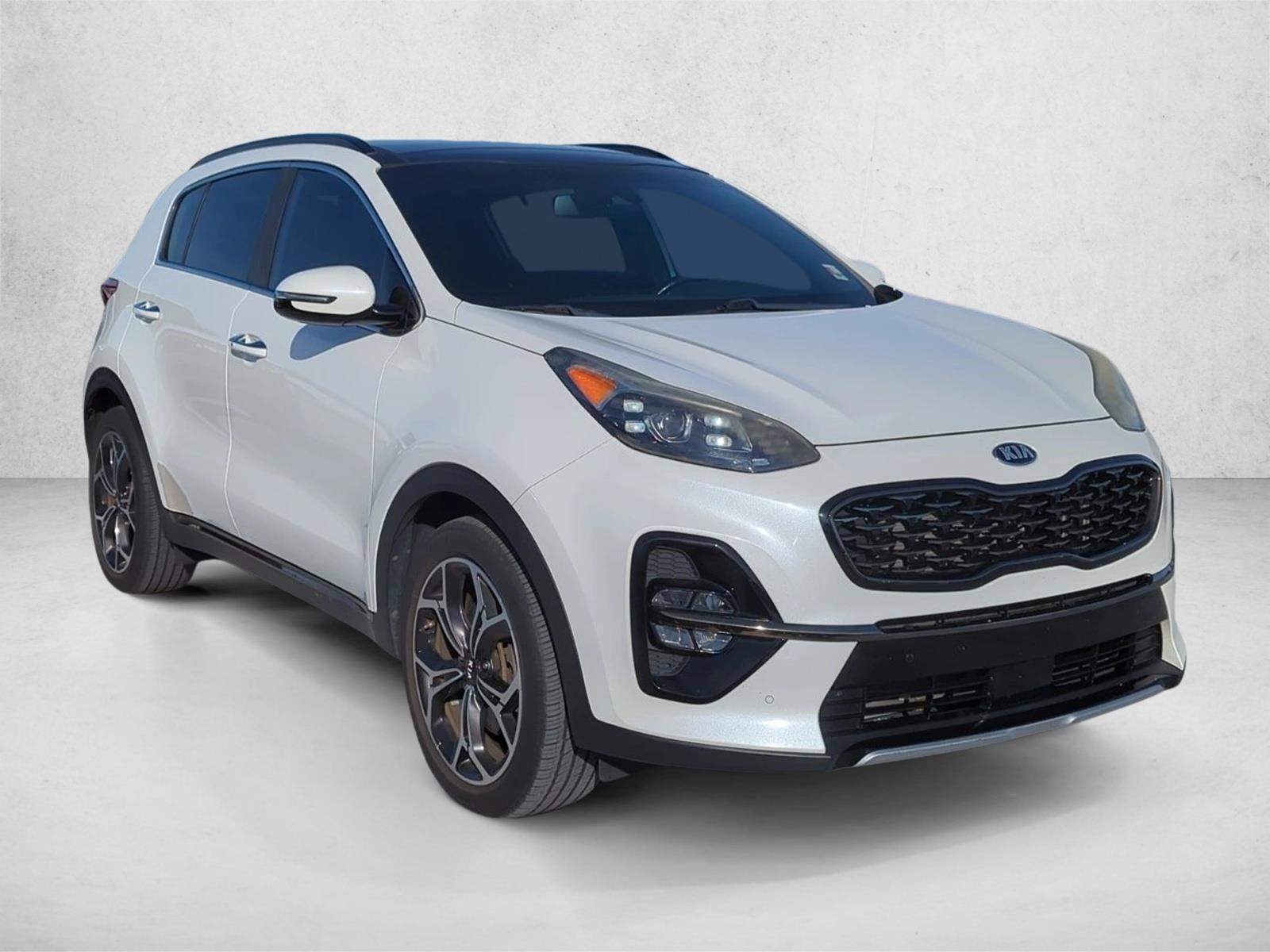 2020 Kia Sportage SX Turbo photo 3