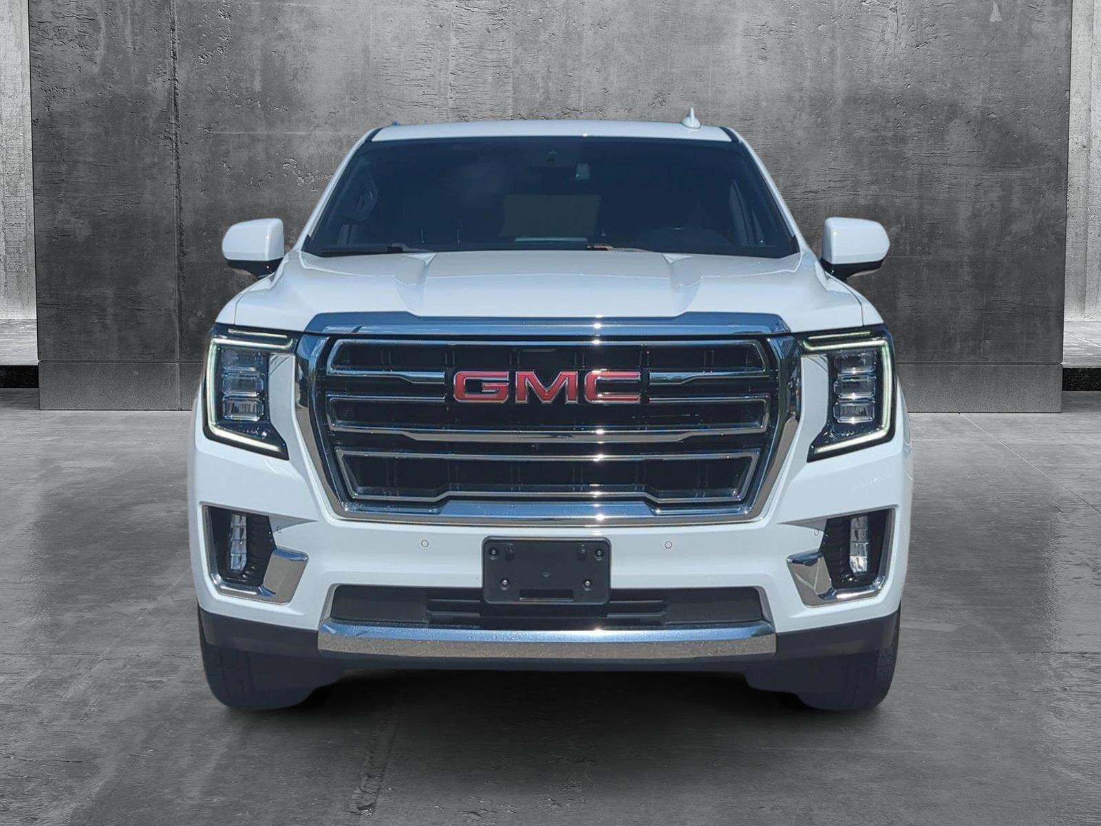 2023 Gmc Yukon SLT photo 2