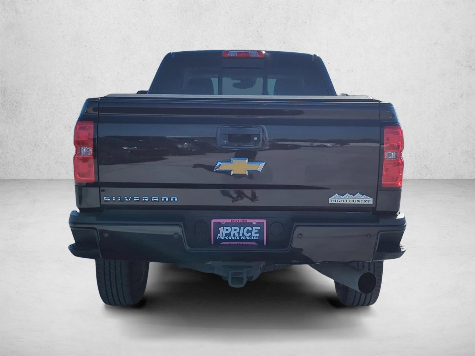 2018 Chevrolet Silverado 2500HD High Country photo 4