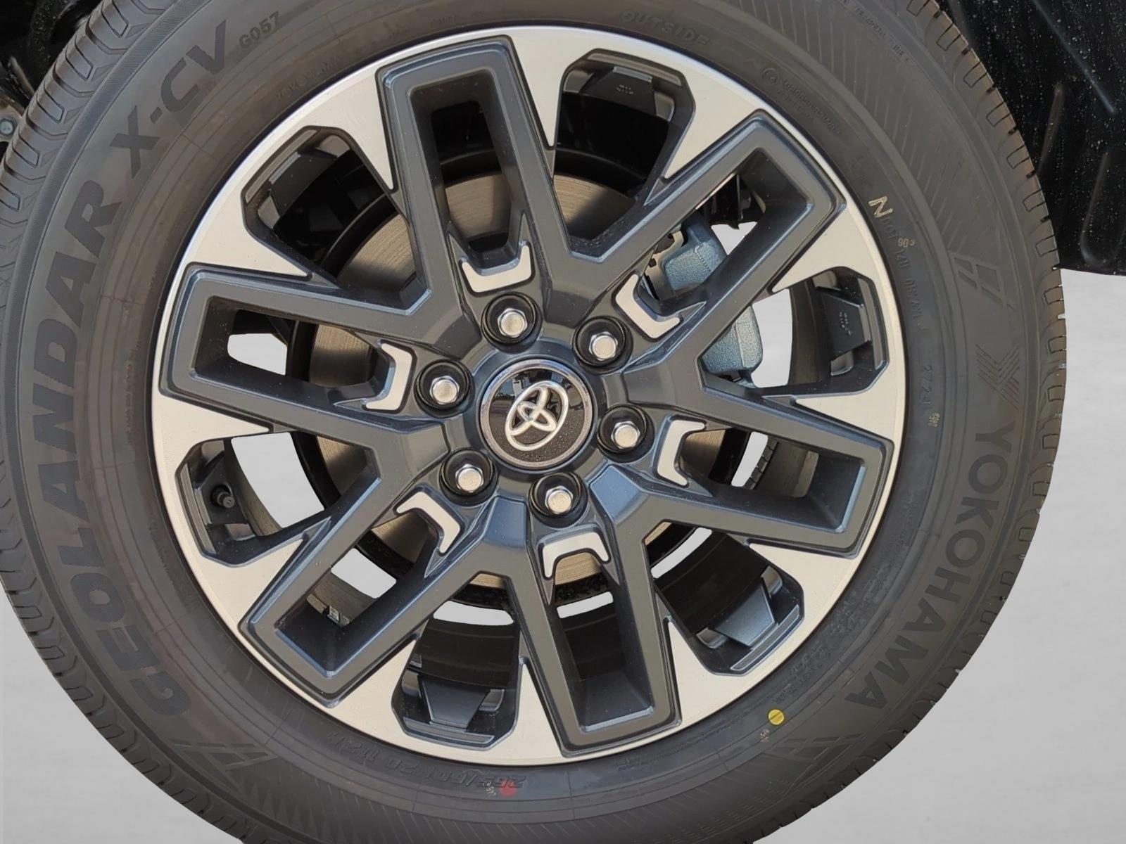 2025 Toyota Tundra Limited - Photo 10