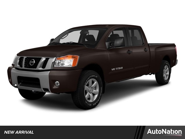 2014 Nissan Titan SL 4X4 Crew Cab SWB's photo