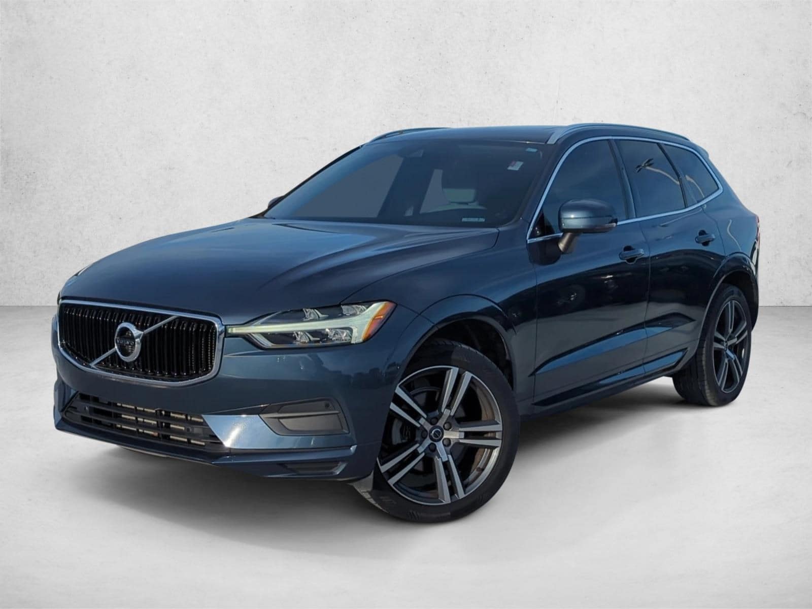 2020 Volvo XC60 Momentum