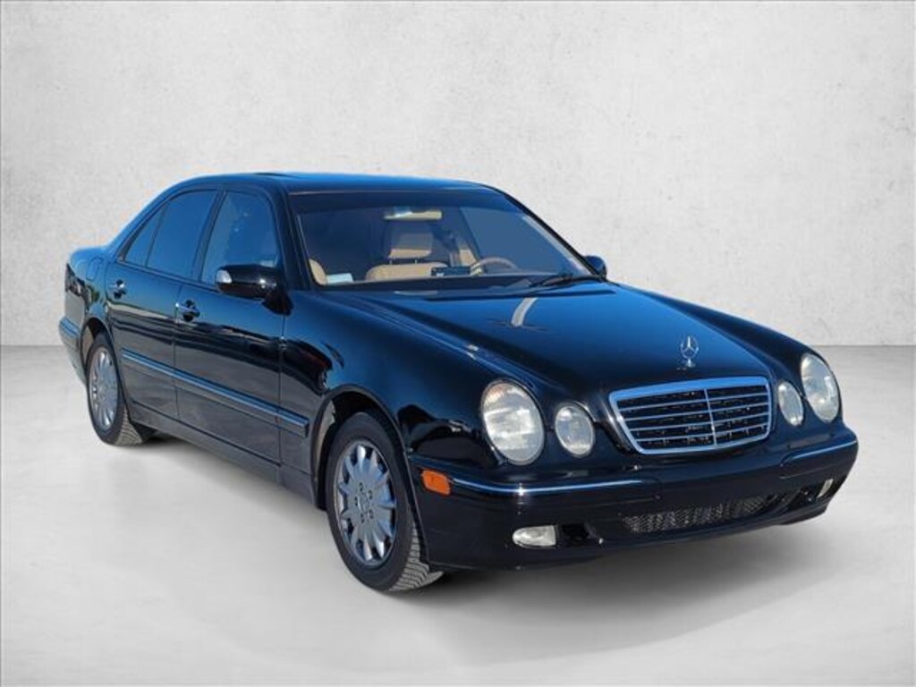 Used 2000 Mercedes-Benz E-Class 4M Sedan