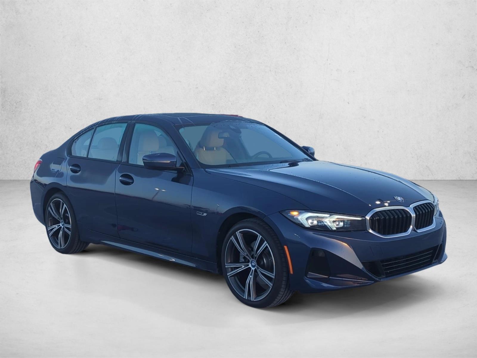 2023 Bmw 330e photo 3