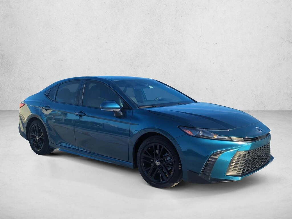 Used 2025 Toyota Camry SE Sedan