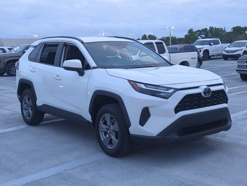 Used 2022 Toyota RAV4 XLE SUV