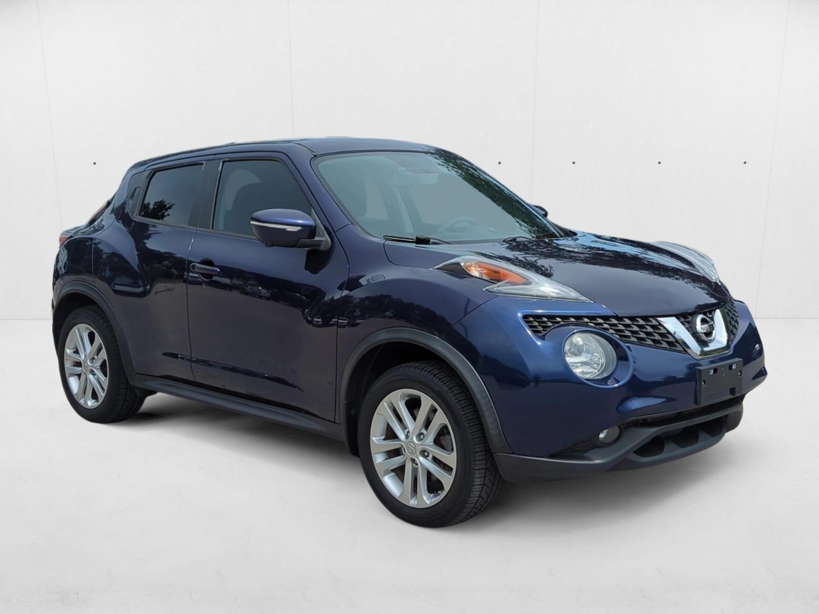 2015 Nissan Juke SL photo 3