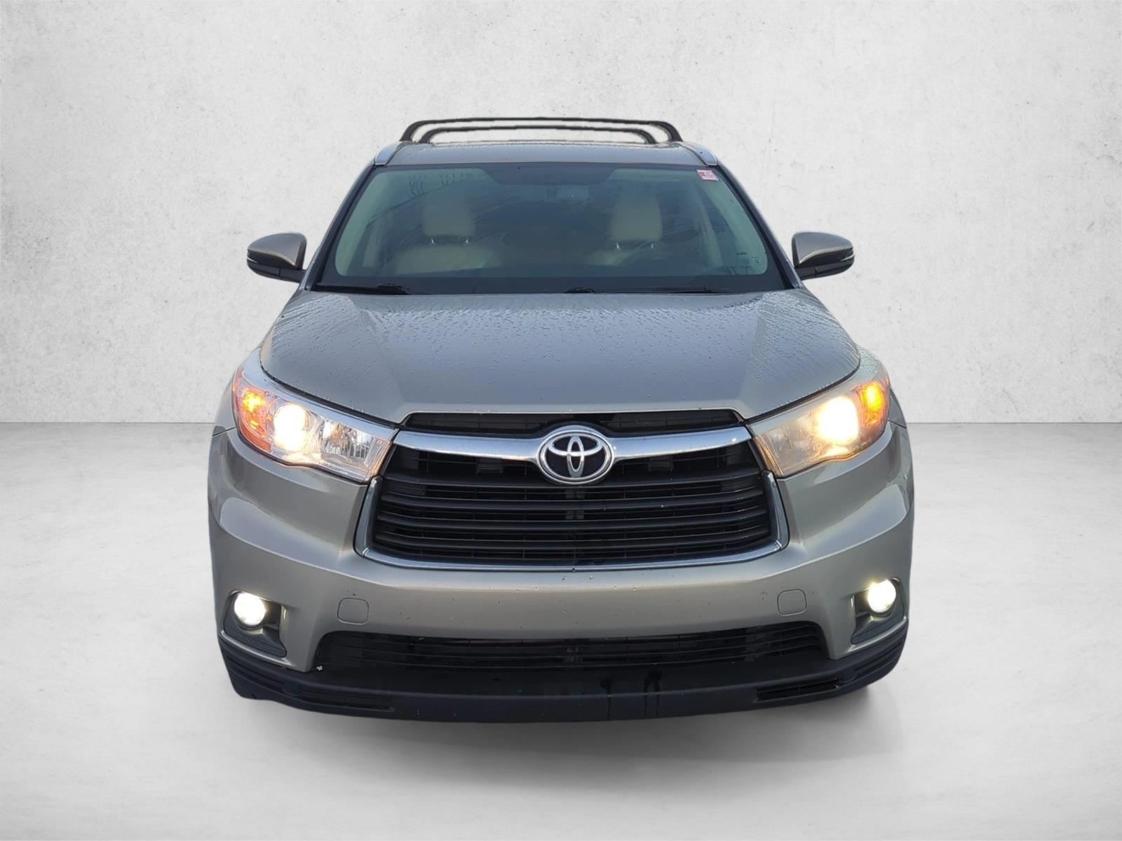 Used 2016 Toyota Highlander XLE V6 SUV