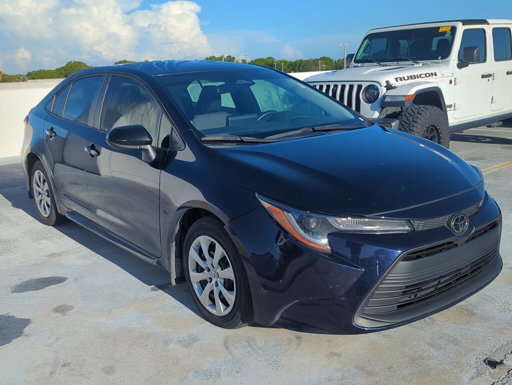 Used 2025 Toyota Corolla LE Sedan