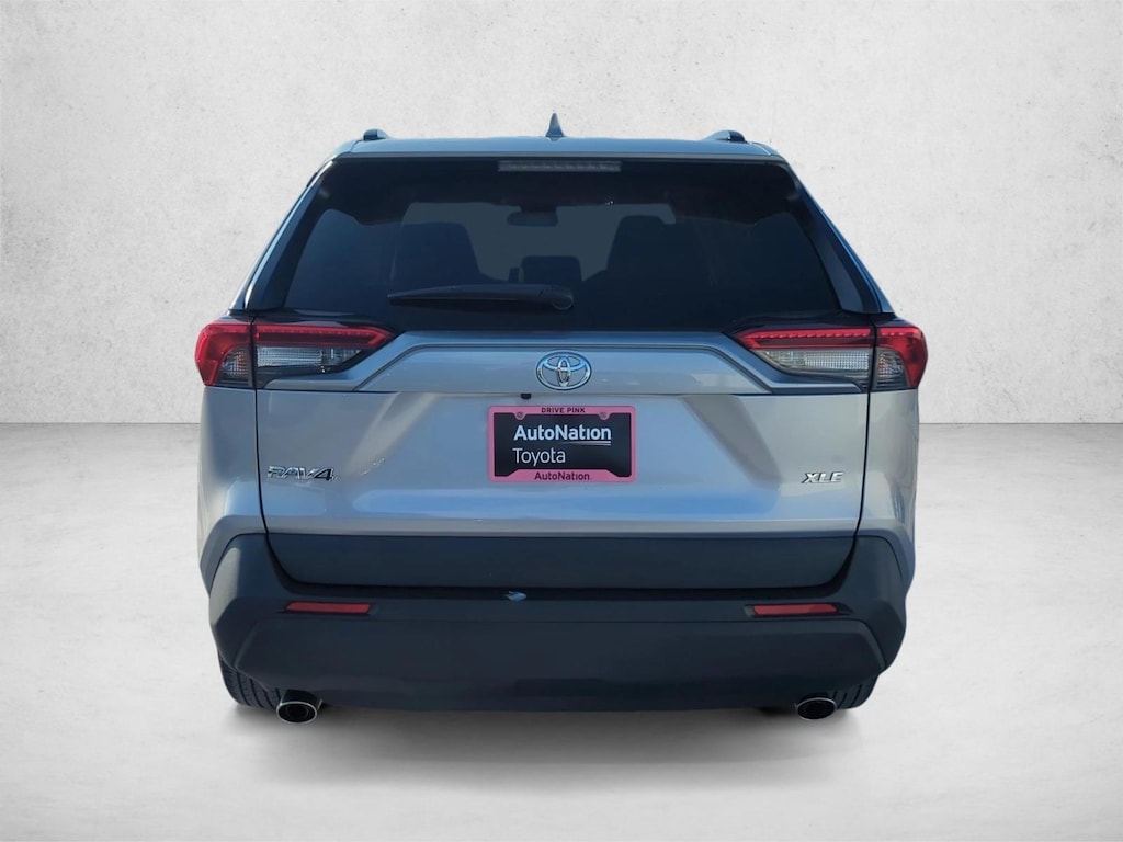 Used 2022 Toyota RAV4 XLE SUV