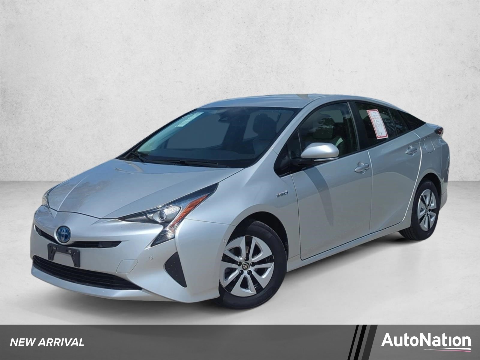 2018 Toyota Prius Three's photo