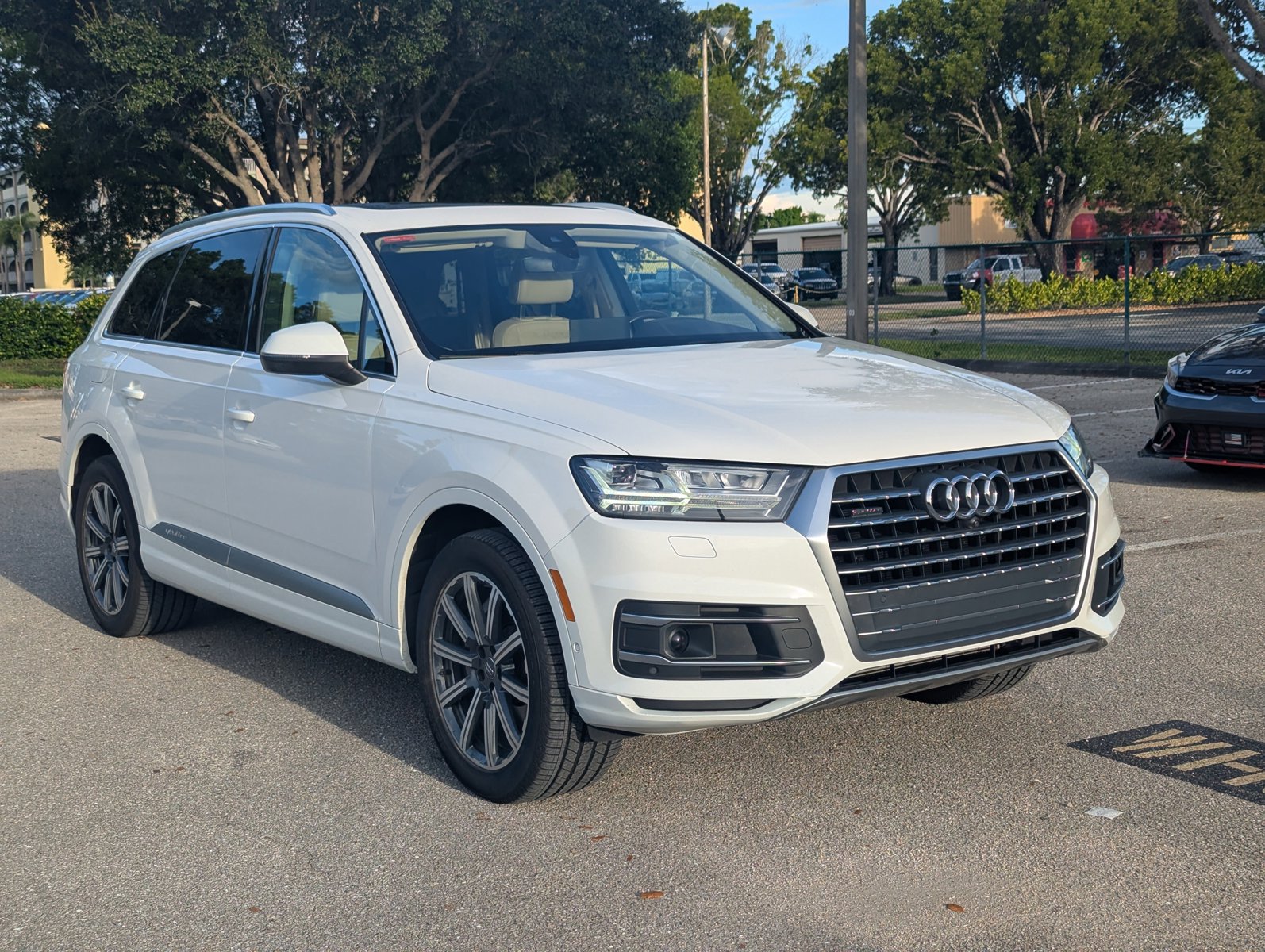 2019 Audi Q7 Premium Plus 45 photo 2