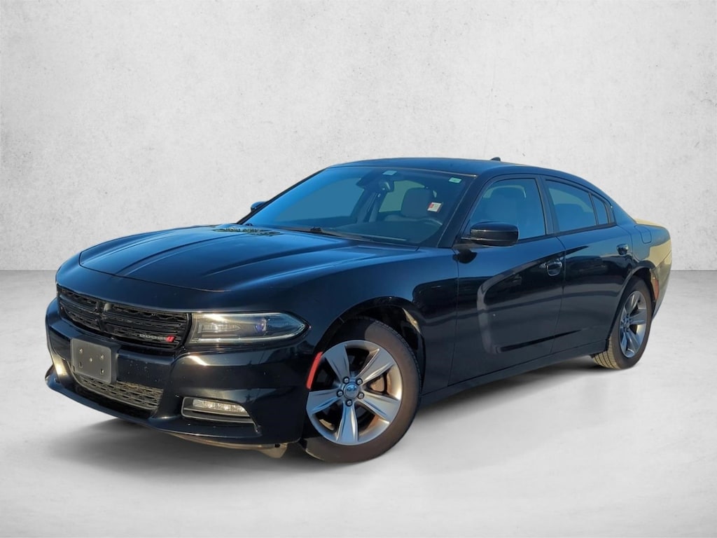 Used 2016 Dodge Charger SXT Sedan