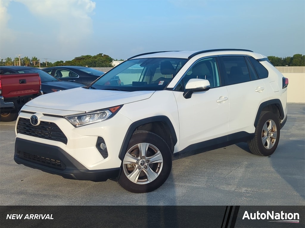 Used 2021 Toyota RAV4 XLE SUV