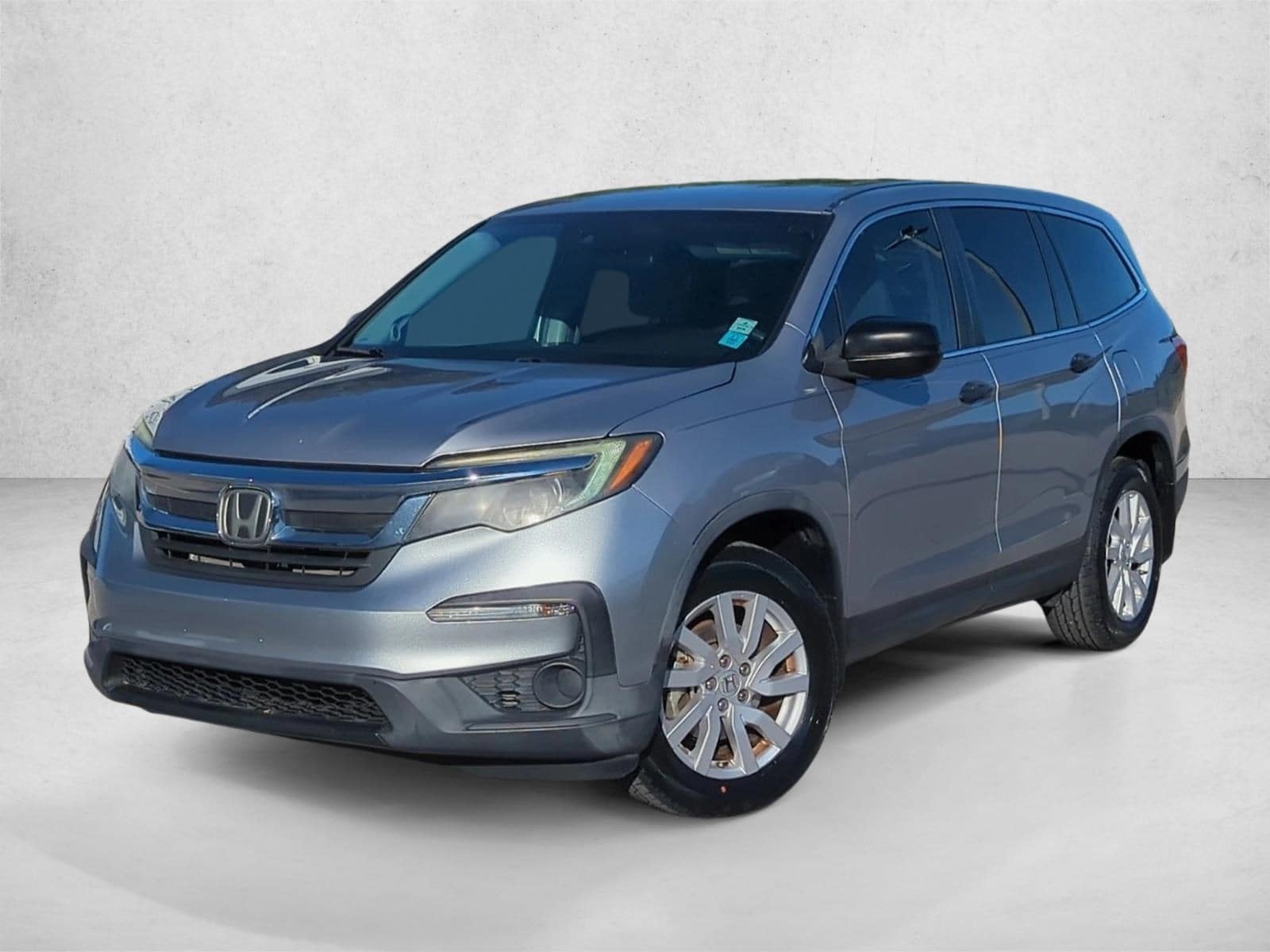 2019 Honda Pilot LX's photo