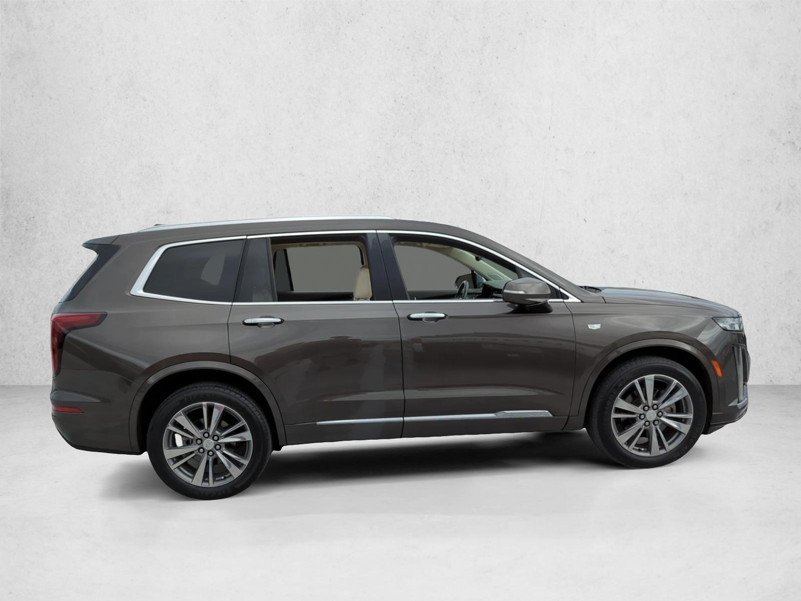 2020 Cadillac XT6 Premium Luxury photo 2