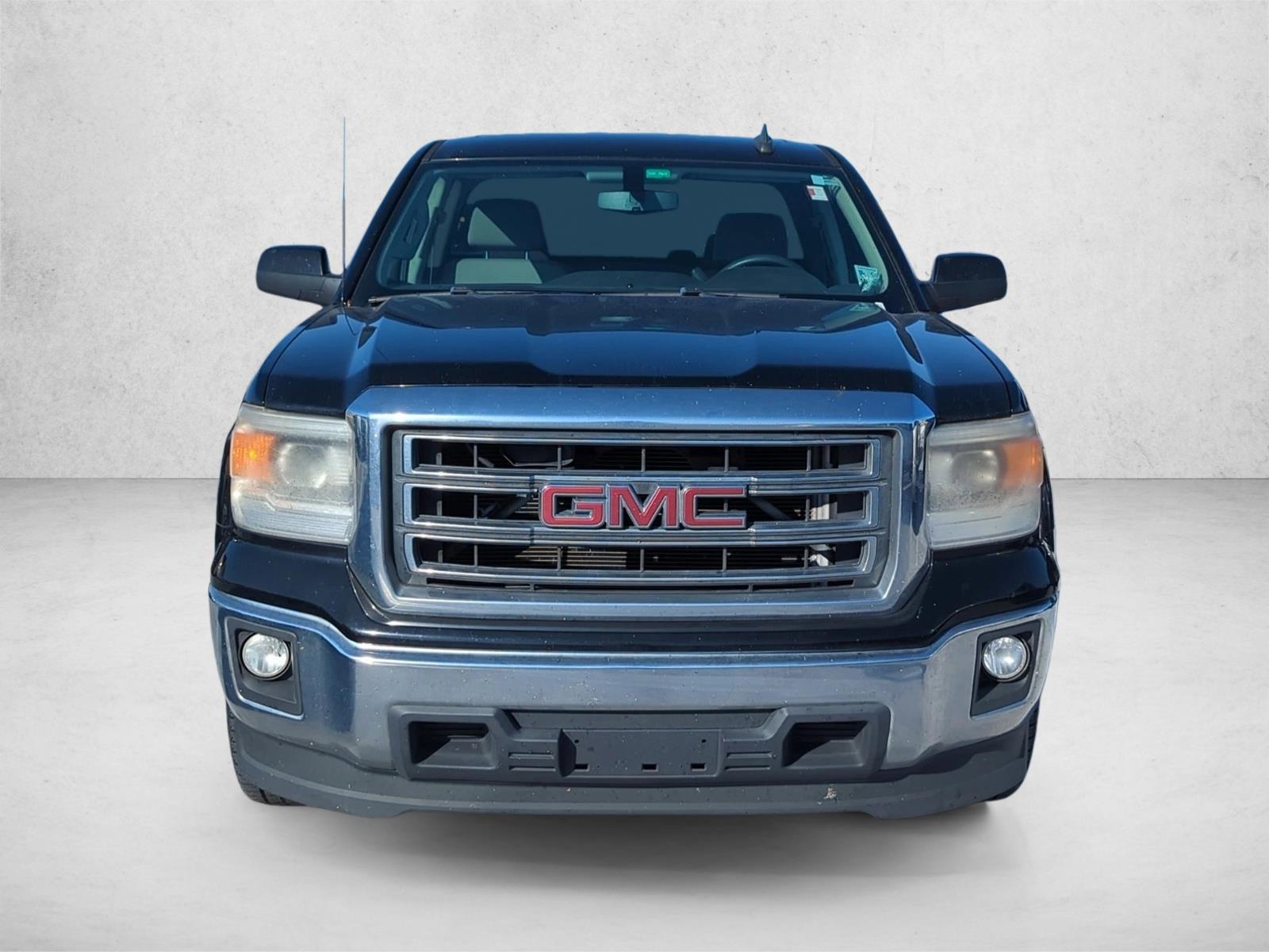 2015 Gmc Sierra 1500 SLE photo 2