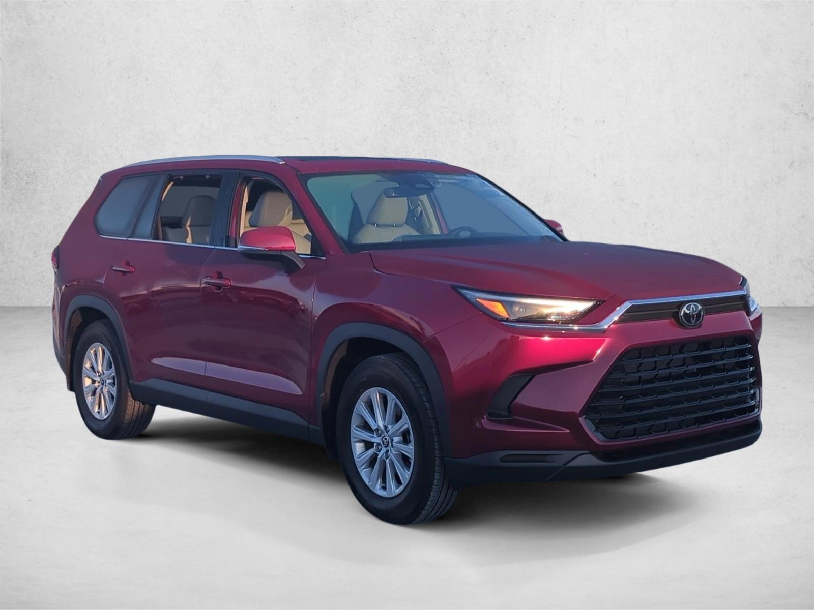 2024 Toyota Grand Highlander XLE photo 3