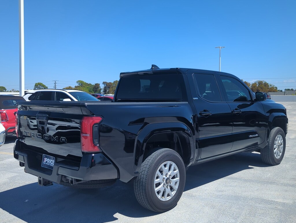 Used 2025 Toyota Tacoma SR5 Truck Double Cab