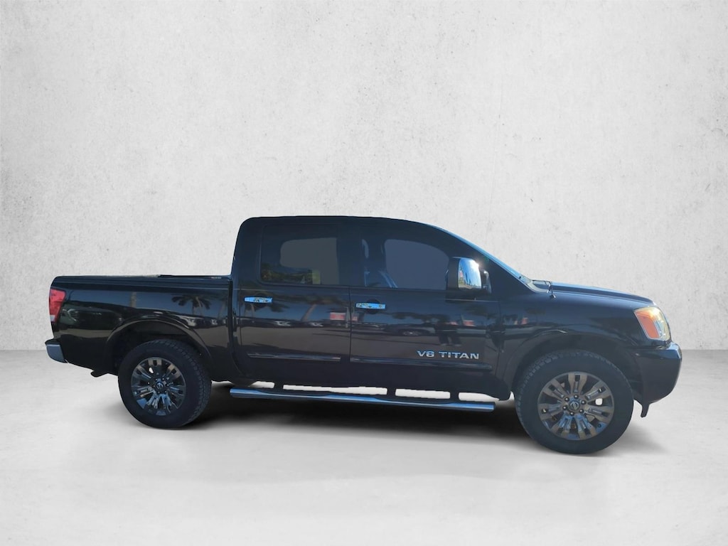 Used 2014 Nissan Titan SL Truck Crew Cab