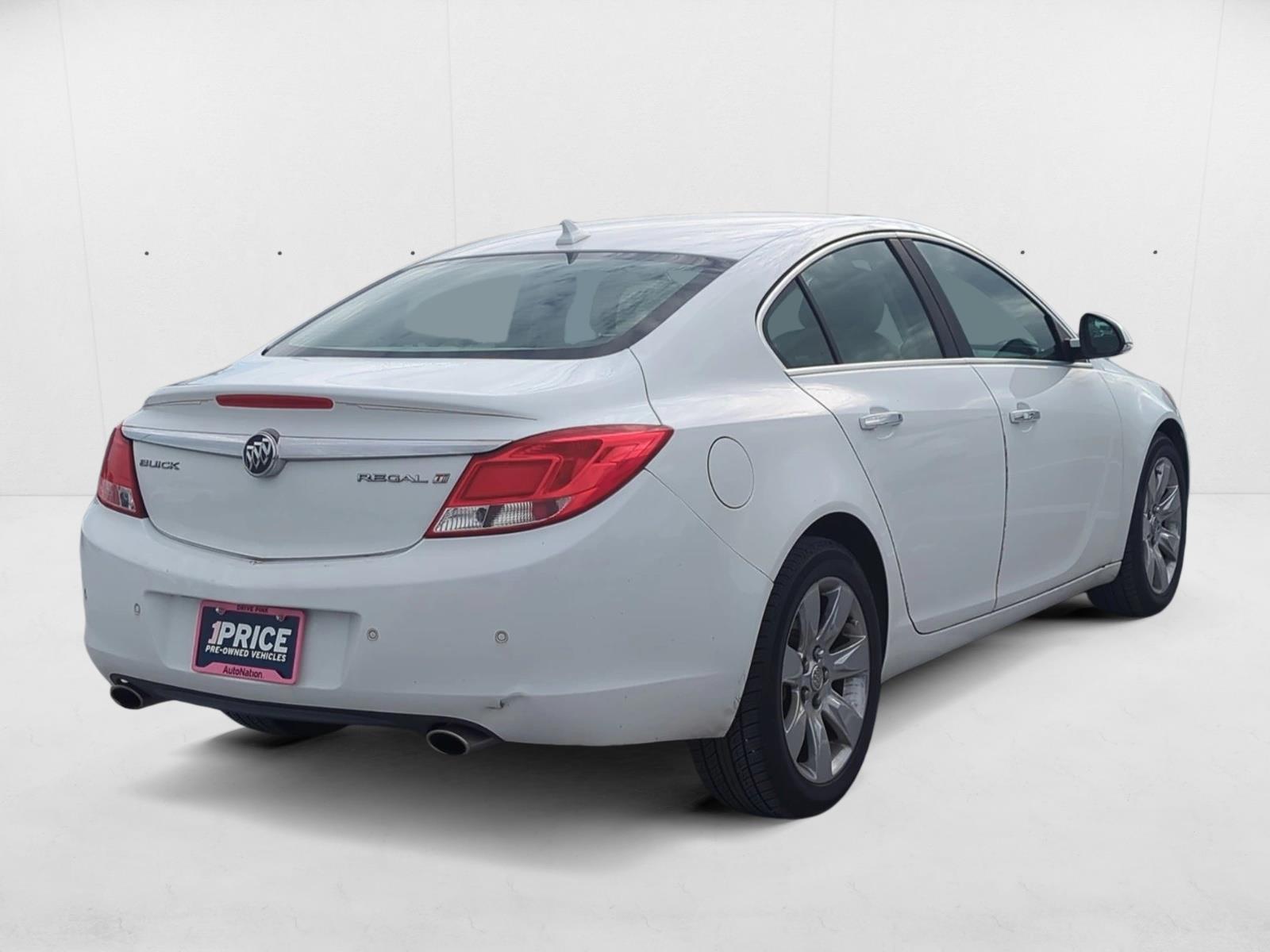 2012 Buick Regal Turbo Premium photo 2