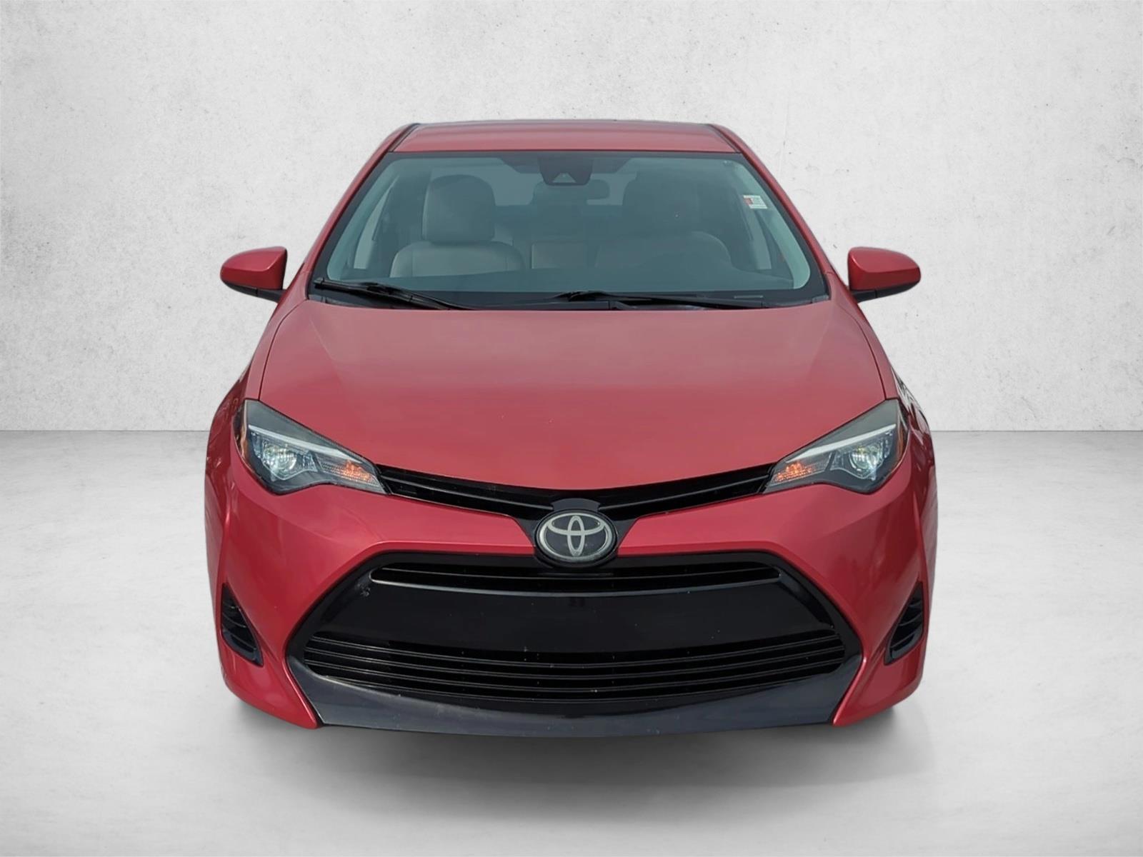 2018 Toyota Corolla LE photo 2