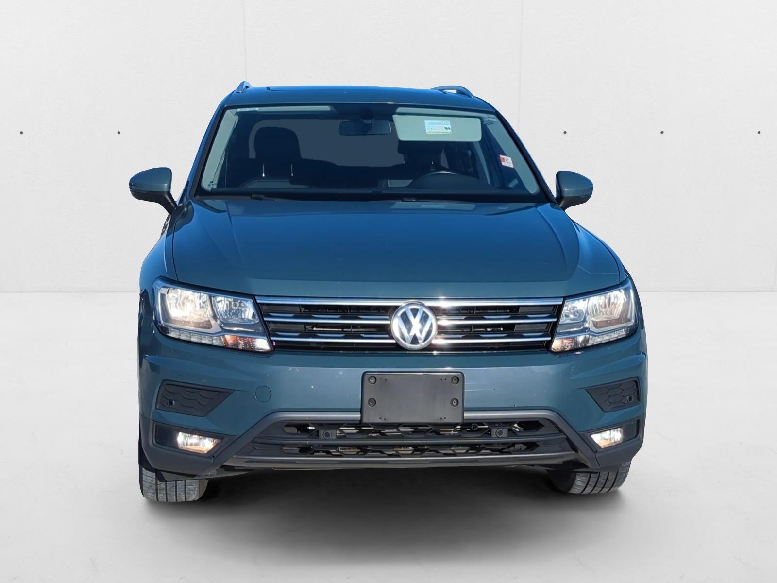 2019 Volkswagen Tiguan SEL photo 2