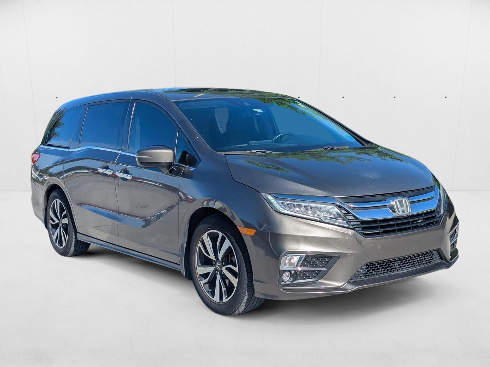 2019 Honda Odyssey Elite photo 3