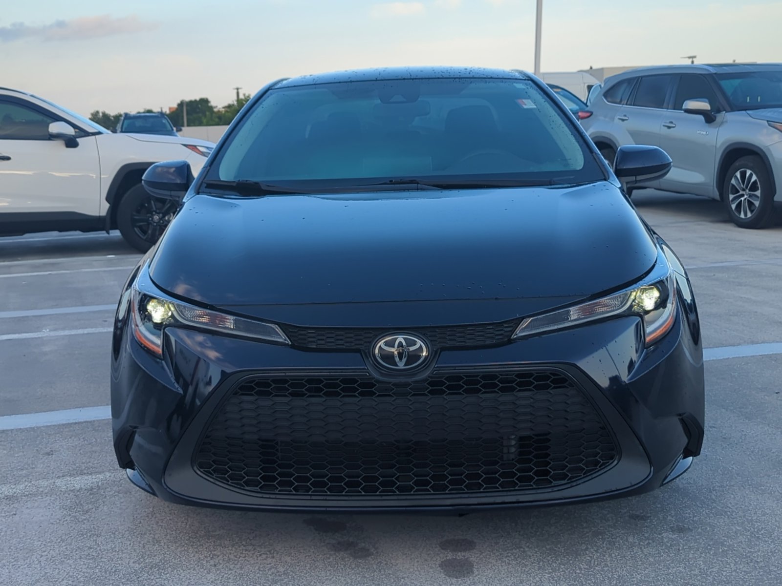 Used 2021 Toyota Corolla LE with VIN 5YFEPMAE3MP195008 for sale in Fort Myers, FL