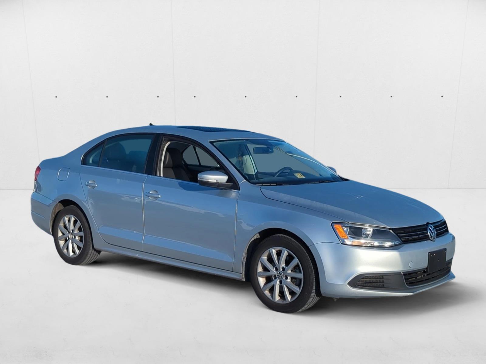 2014 Volkswagen Jetta 1.8T SE photo 3