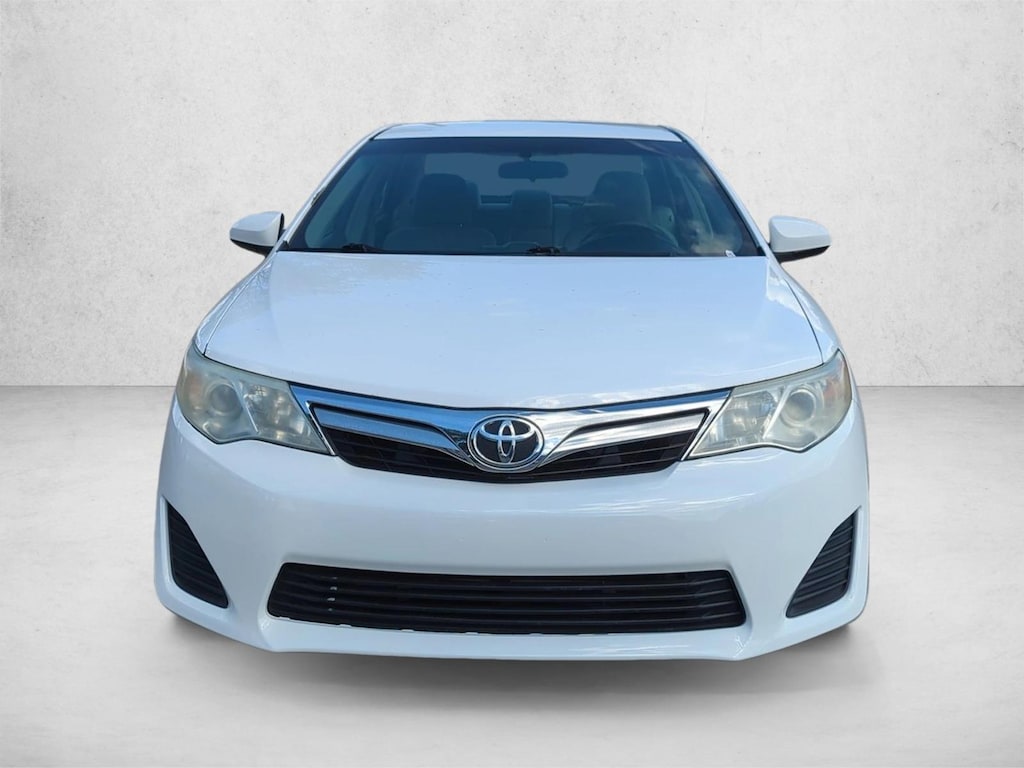 Used 2014 Toyota Camry LE (2014.5) Sedan