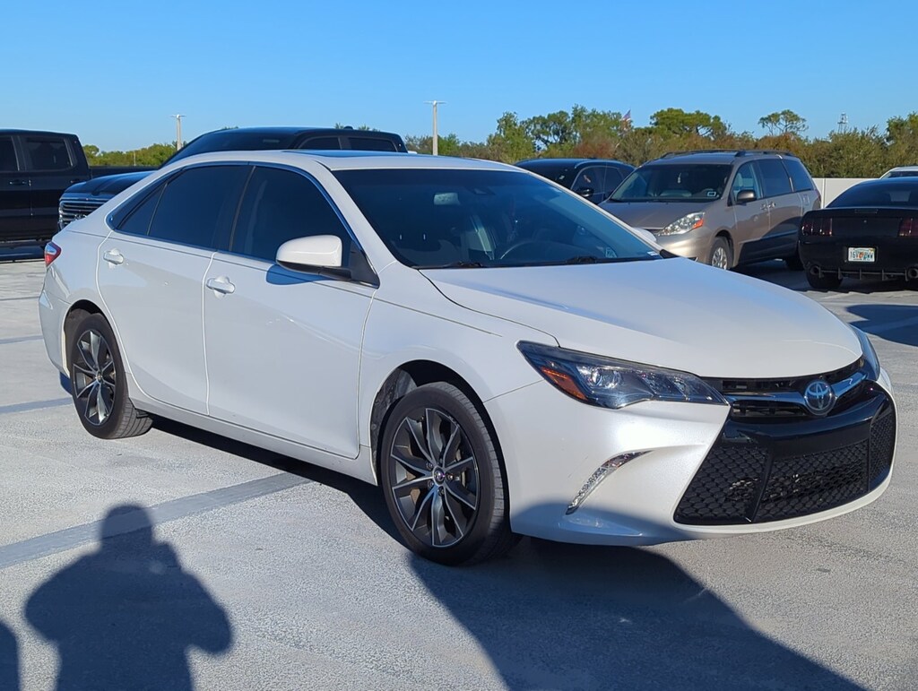Used 2017 Toyota Camry XSE V6 Sedan