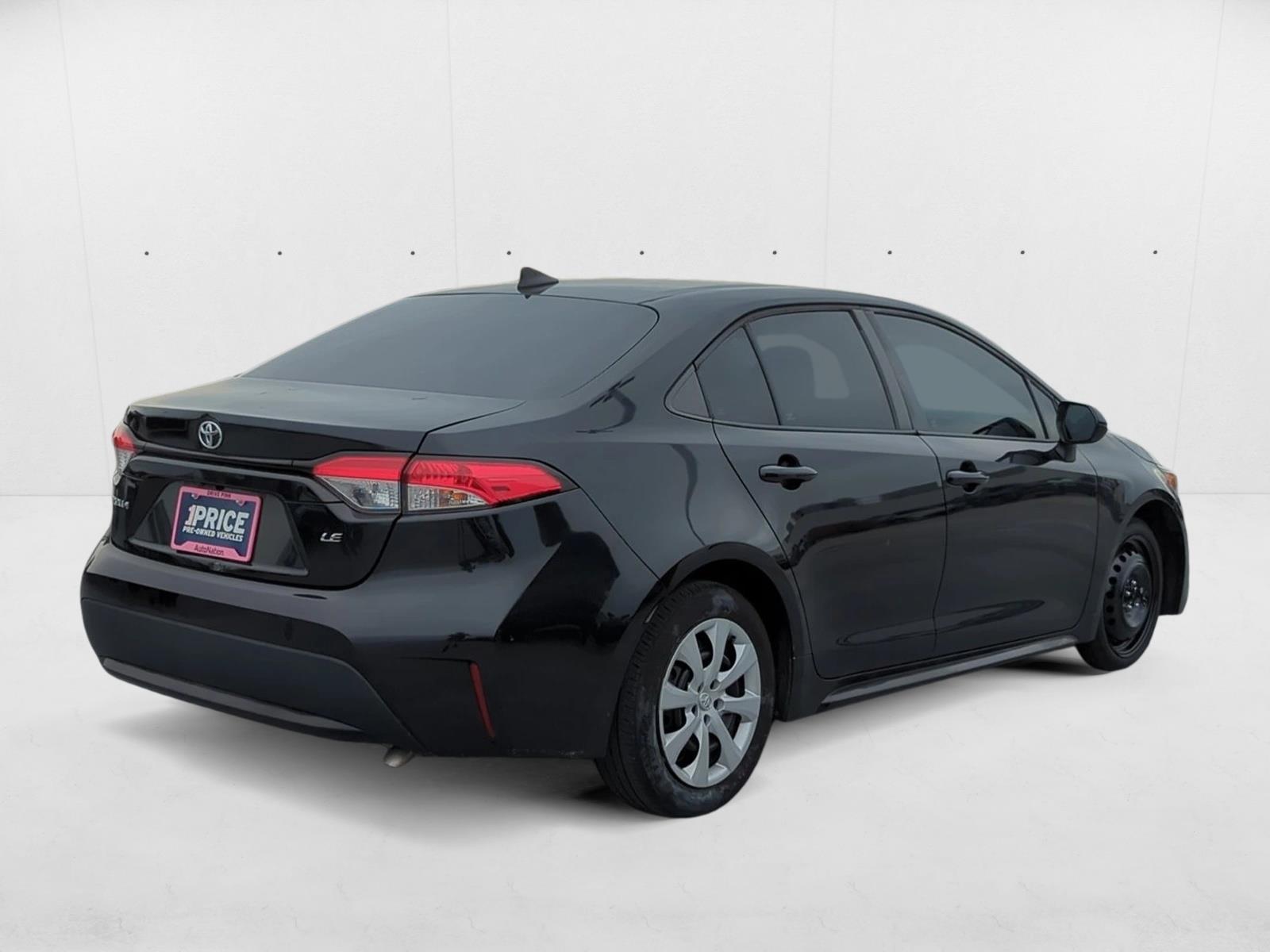 2022 Toyota Corolla LE photo 4