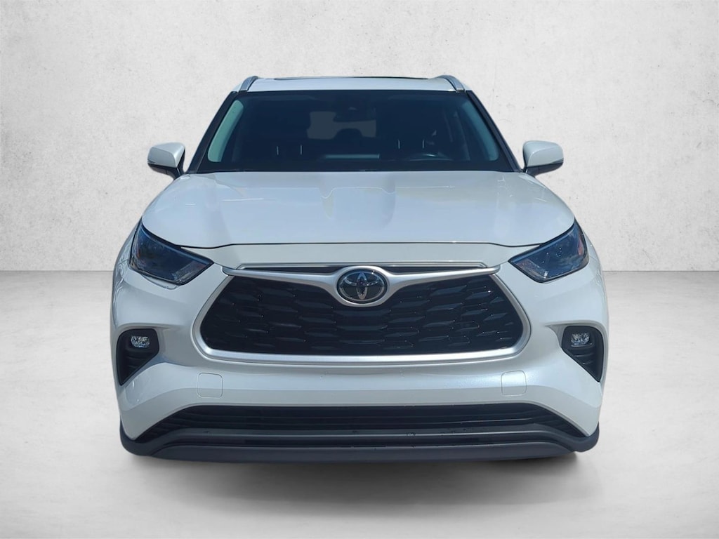 Used 2023 Toyota Highlander XLE SUV