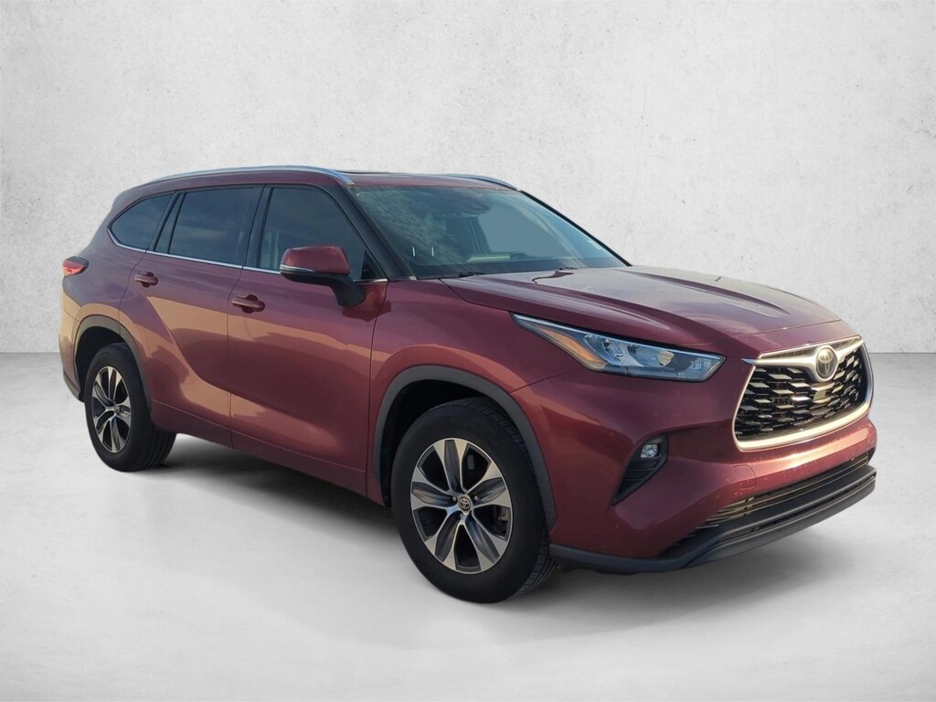 Used 2020 Toyota Highlander XLE SUV