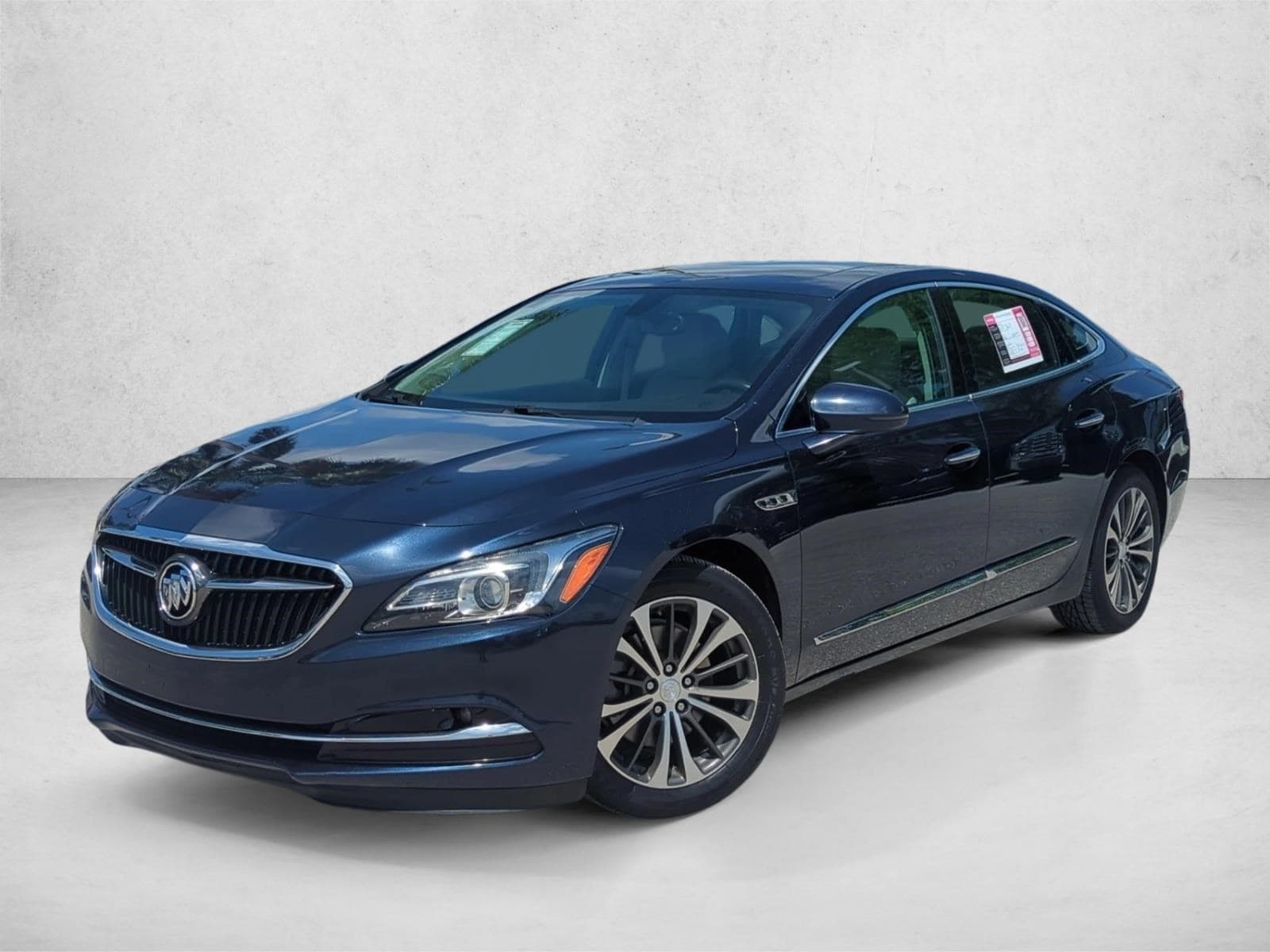 2017 Buick LaCrosse Essence's photo