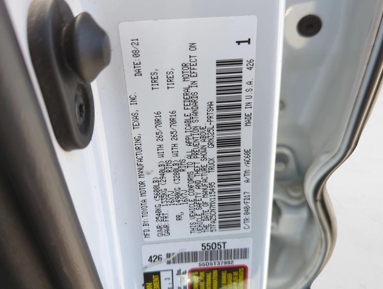 2021 Toyota Tacoma TRD Double Cab V6 photo 2