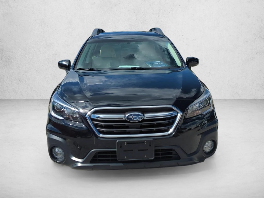 Used 2018 Subaru Outback 2.5i Premium with SUV