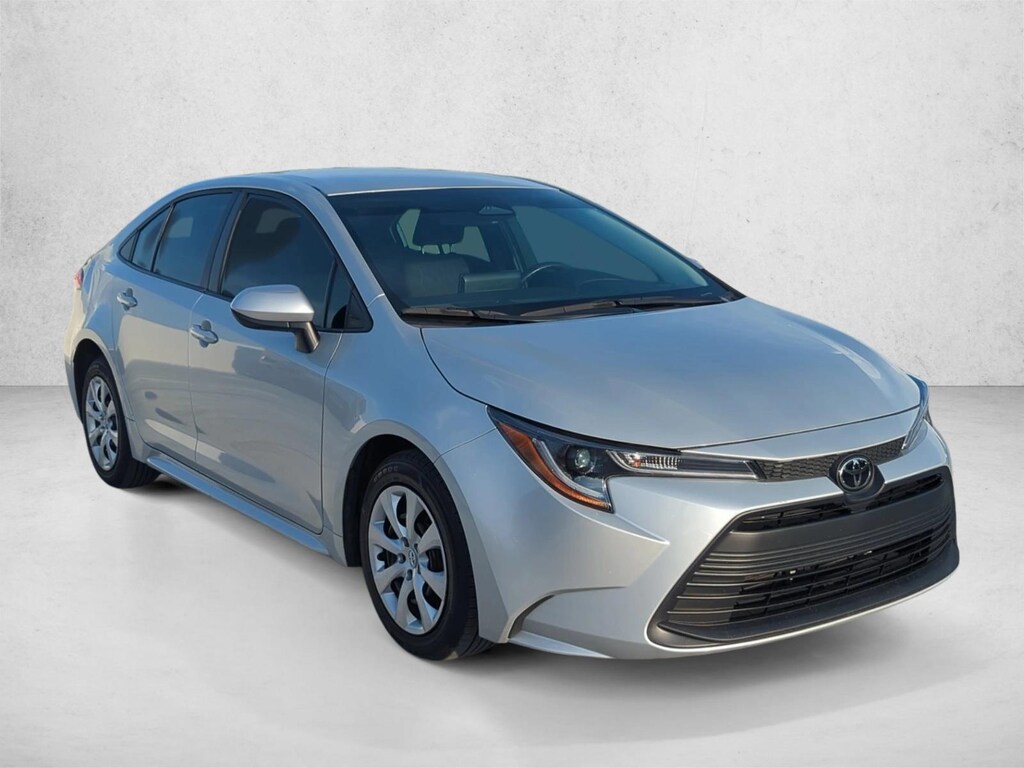 Used 2025 Toyota Corolla LE Sedan