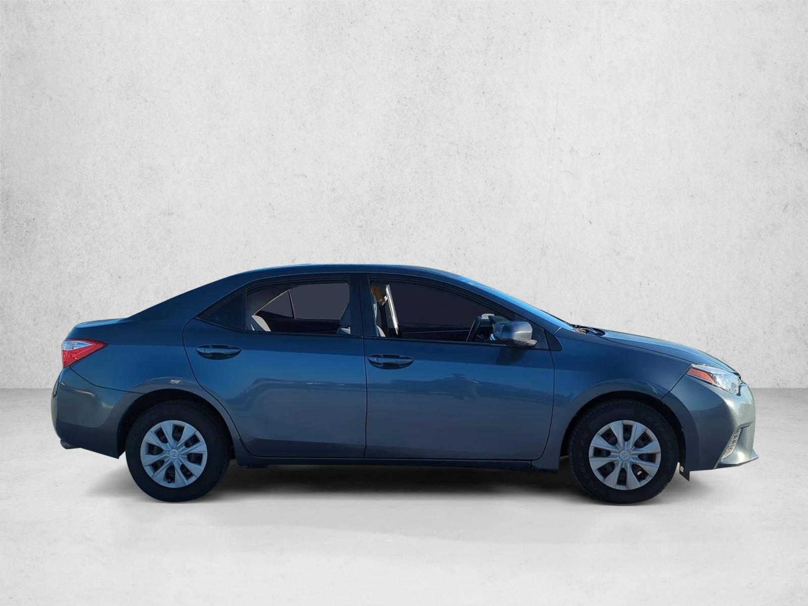 2014 Toyota Corolla L photo 4