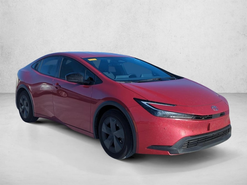 Used 2025 Toyota Prius LE Hatchback
