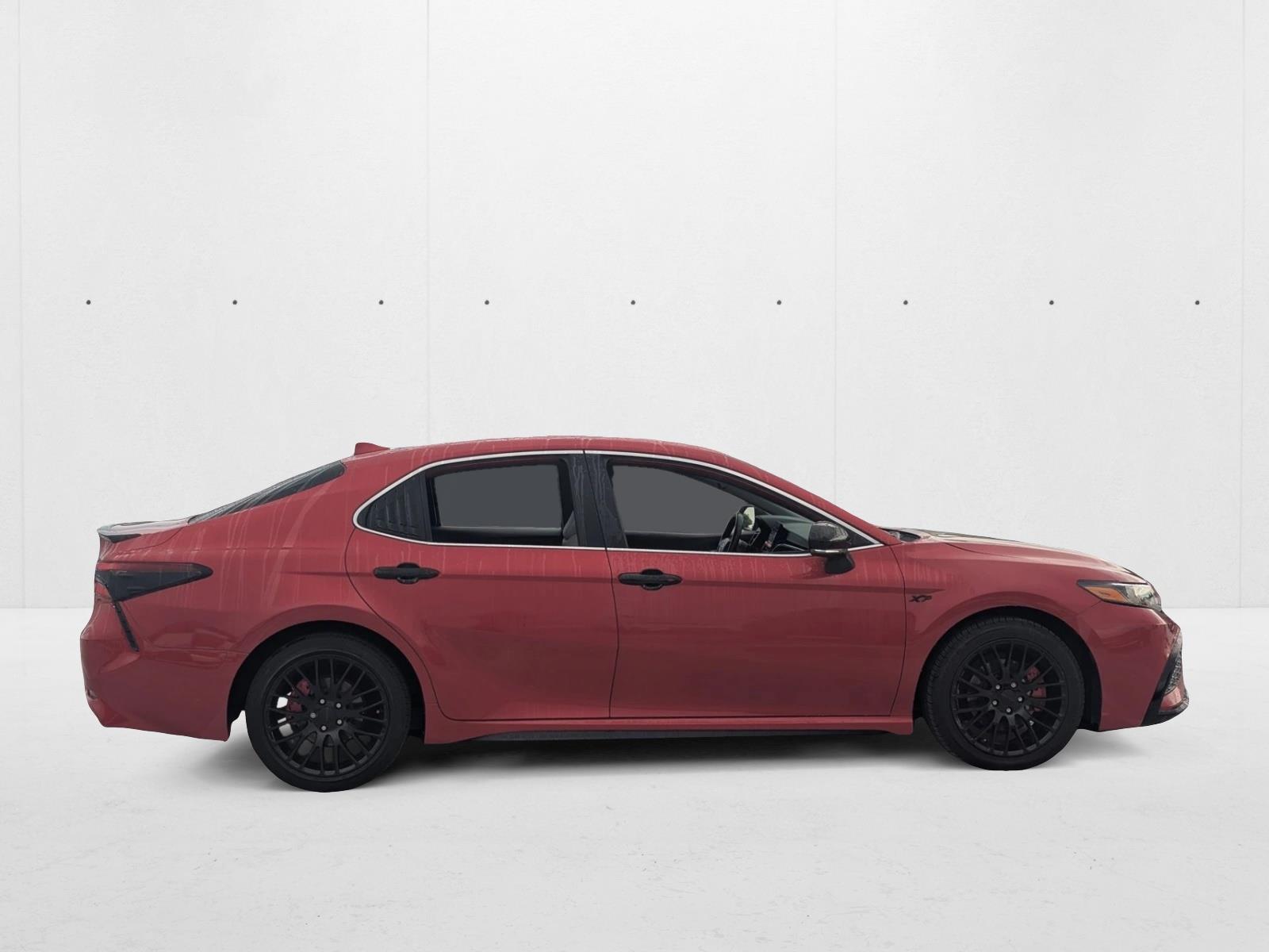 2023 Toyota Camry SE photo 4