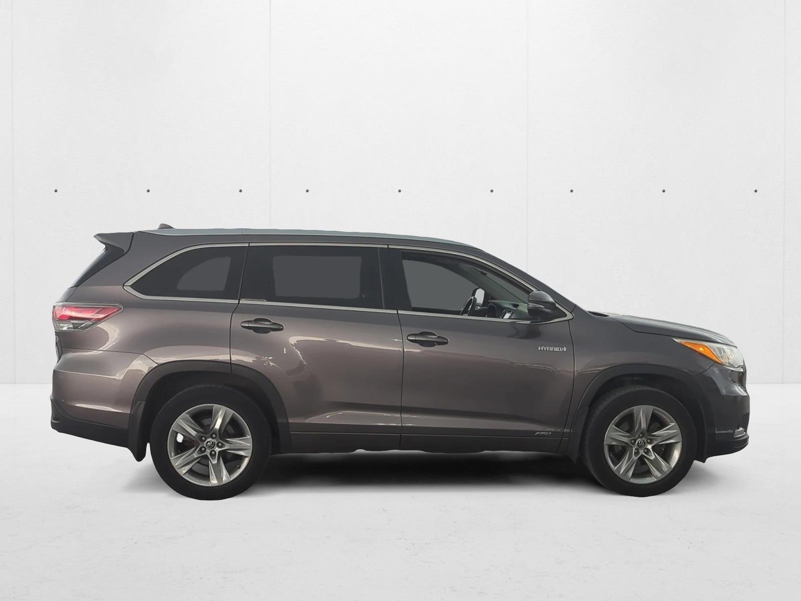 2016 Toyota Highlander Hybrid Limited Platinum photo 2