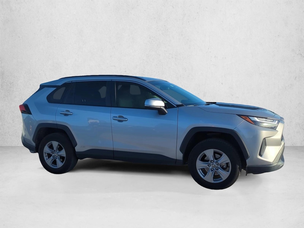 Used 2022 Toyota RAV4 Hybrid XLE SUV