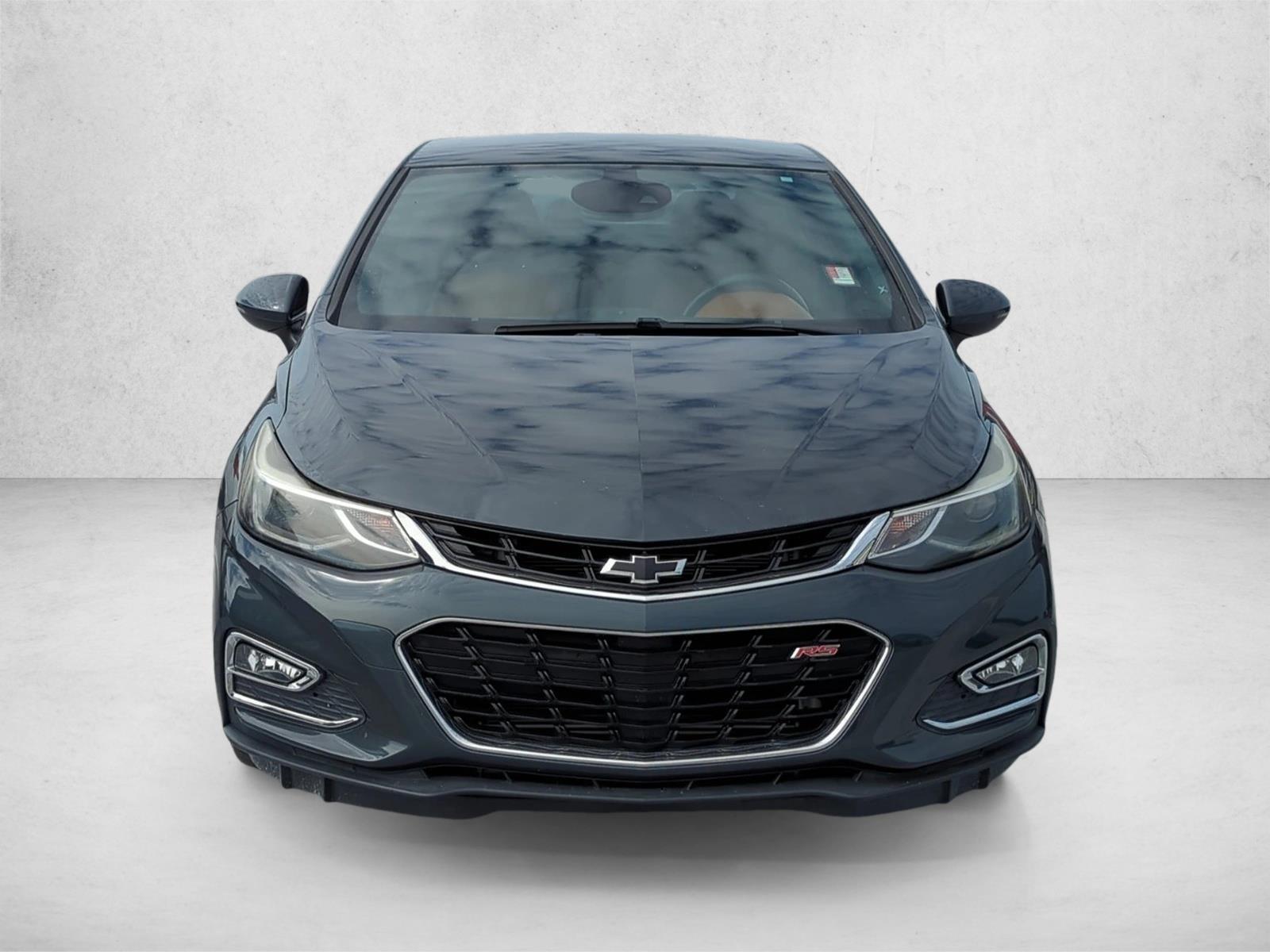 2017 Chevrolet Cruze Premier photo 2