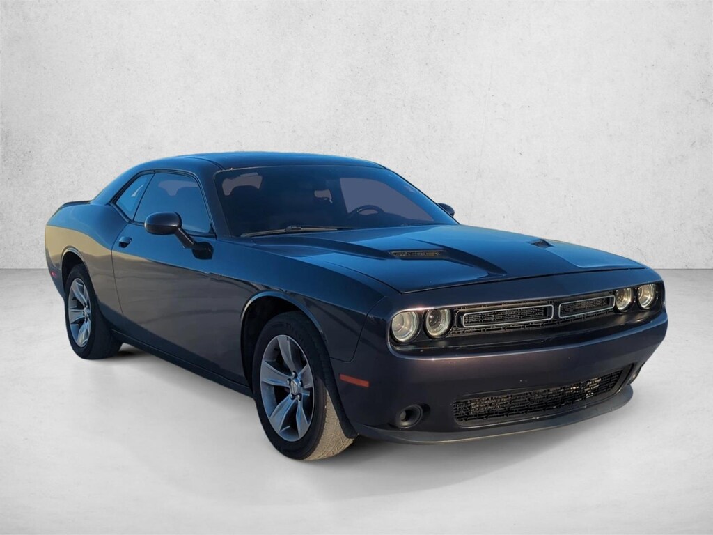 Used 2018 Dodge Challenger SXT Coupe