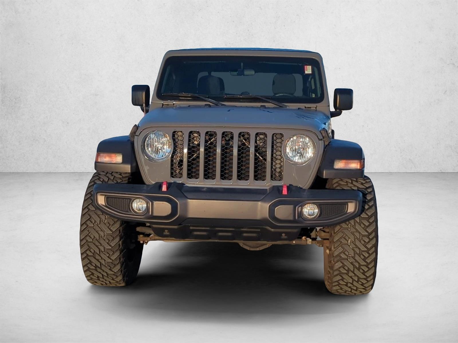 2020 Jeep Gladiator Sport photo 2