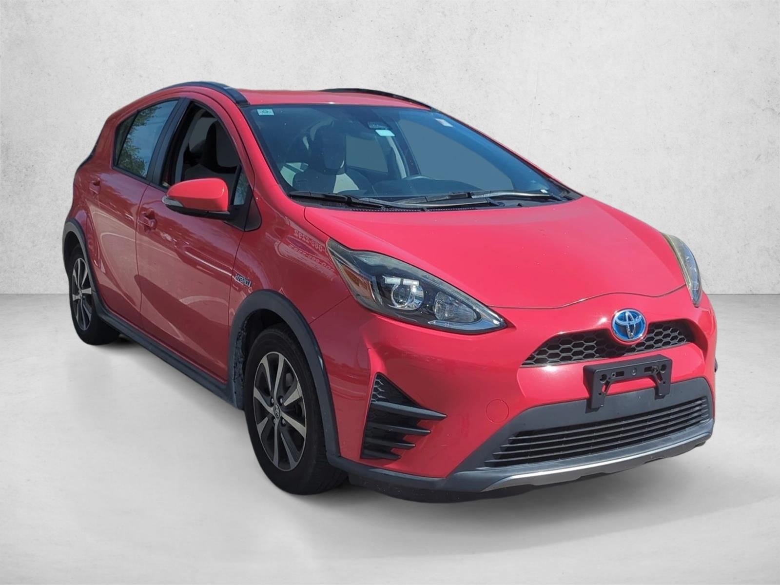 2018 Toyota Prius C One photo 3